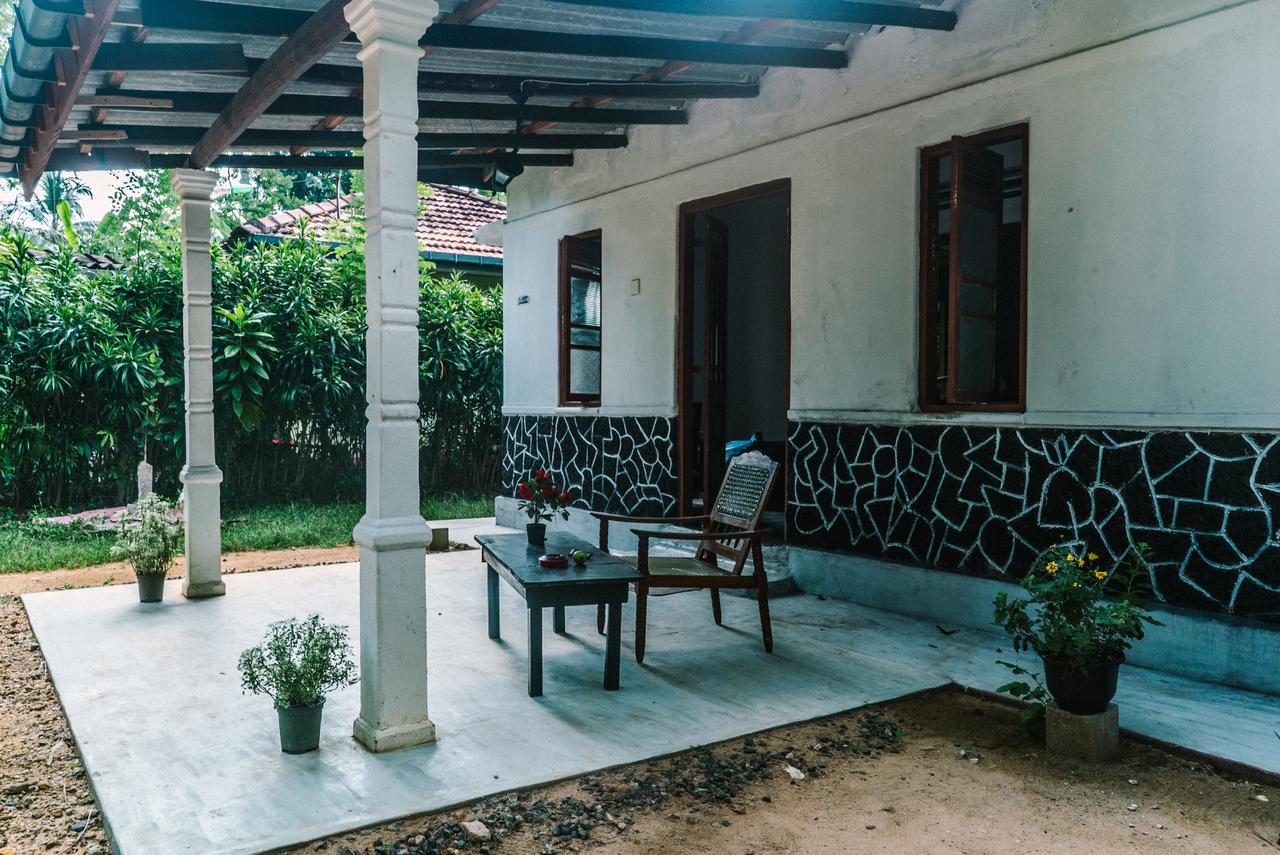 New Sam Tourist Inn Weligama Exterior photo